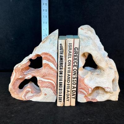 Lot 49.5. Large Sandstone Bookends