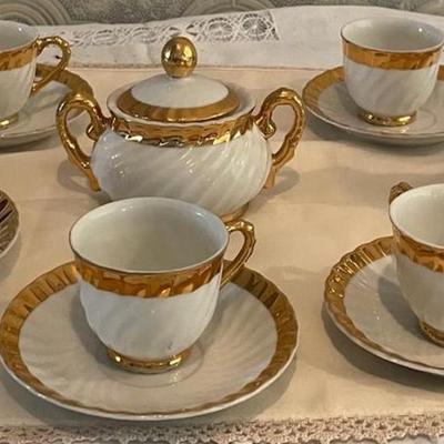 Limoges Style Five Tea Cups/Saucers and Creamer/Sugar Dish