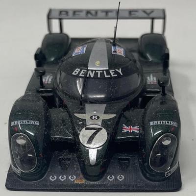 2003 Bentley Speed 8, 24 Hours of Le Mans, IXO, China, 1/43 Scale, Mint Condition