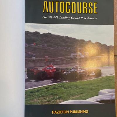 1997 AutoCourse 1997 - 1998; Hardcover; ISBN: 1874557470 English Mint Condition