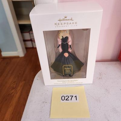 Barbie Hallmark Keepsake Christmas Tree ornament 2012