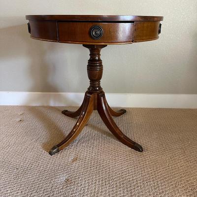 BEAUTIFUL DRUM TABLE WITH DRAWER
