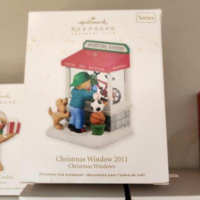 Lot of 13 Hallmark Keepsake Christmas Tree ornaments Marjolein Ginger Cookie