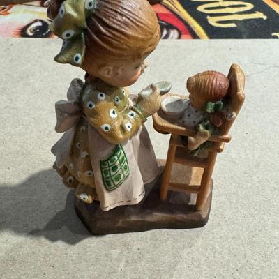 ANRI of Italy carved figurine
