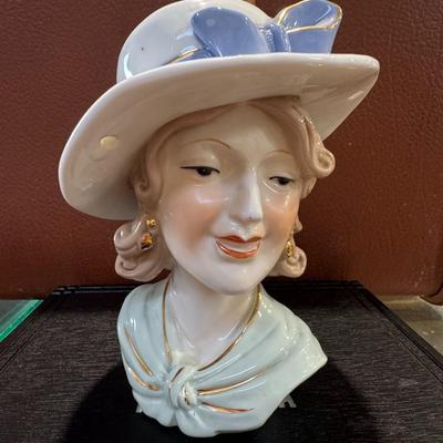 Prudence Parsnipp head vase