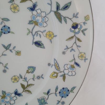 Noritake China Floral Dinner Plates (K-CE)