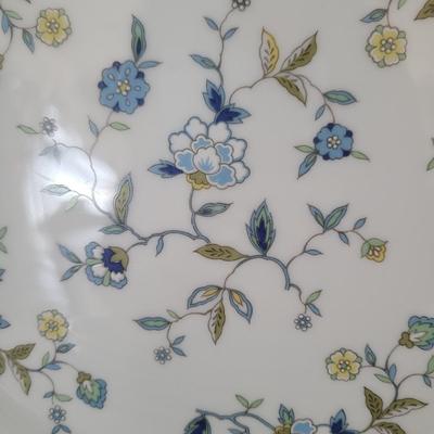Noritake China Floral Dinner Plates (K-CE)