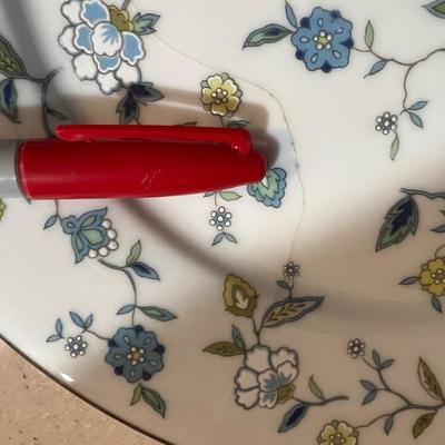 Noritake China Floral Dinner Plates (K-CE)