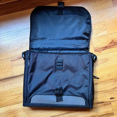 Three Carry Bags (O-MK)