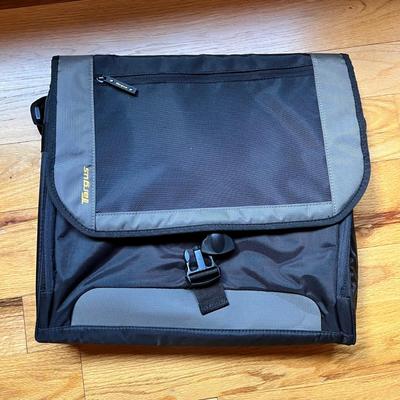 Three Carry Bags (O-MK)