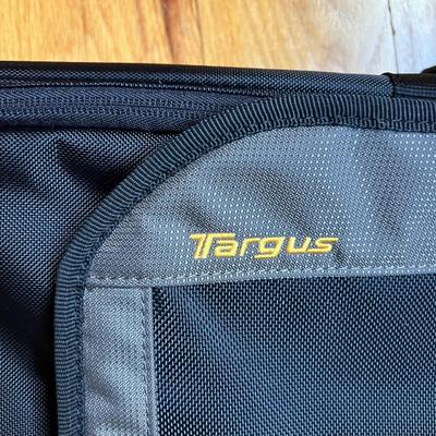 Three Carry Bags (O-MK)