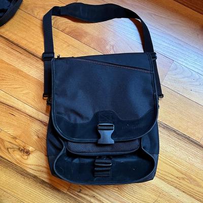 Three Carry Bags (O-MK)