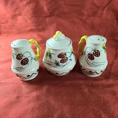 Kitchen Trio