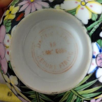 Jelly Jar and Set of 3 Chinoiserie dishes