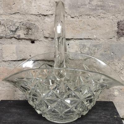 Williamsburg Basket & Mikasa Vase