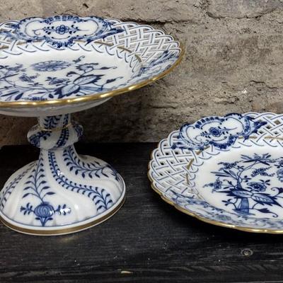 Blue Onion Meissen Plate and Cake Stand