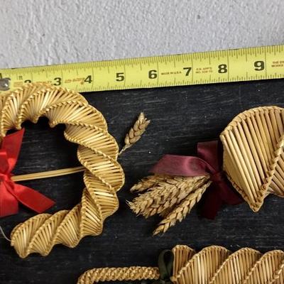 3 Scandinavian Wheat Weaving items