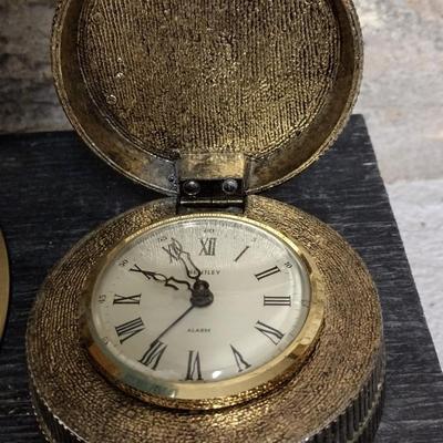 Vintage Globe and Bentley Twenty Dollar Clock