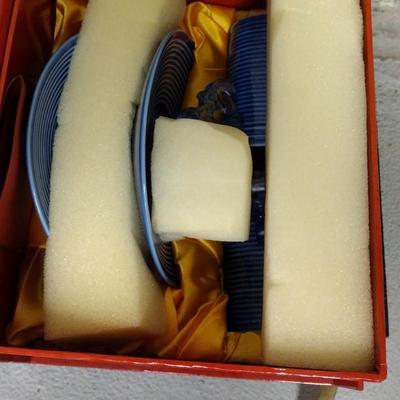 Liuligongfang Cups and Saucers in Box