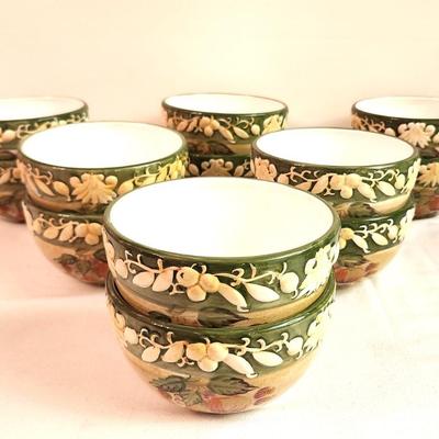 Lot #109 Lot of 12 Soup/Salad Bowls