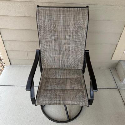 GLASS TOP PATIO TABLE WITH 4 SWIVEL CHAIRS
