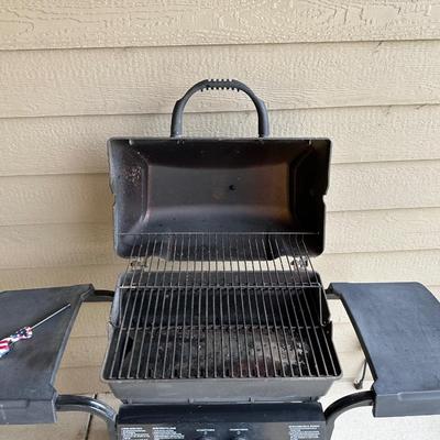BROIL-MATE GRILL WITH PROPANE TANK