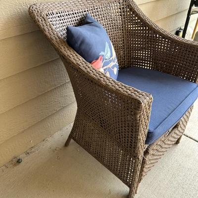 OUTDOOR WICKER ARM CHAIR W/PULL OUT FOOTSTOOL PLUS SIDE TABLE
