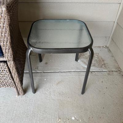 OUTDOOR WICKER ARM CHAIR W/PULL OUT FOOTSTOOL PLUS SIDE TABLE