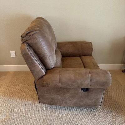ASHLEY FURNITURE RECLINER