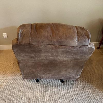 ASHLEY FURNITURE RECLINER