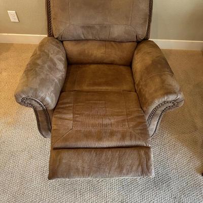 ASHLEY FURNITURE RECLINER