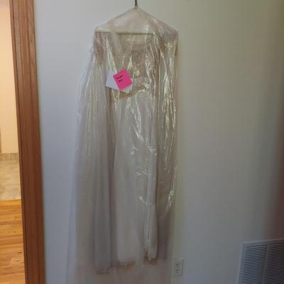 Vintage Bridal Nightgown and Robe (PC2-BBL)