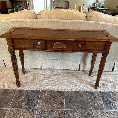 SOFA TABLE