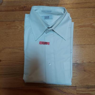 Vintage Burberrys Blazer, Three Vintage Brooks Brothers Suits and More (PC1-BBL)