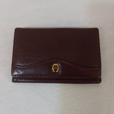 Pebbled Leather Purse by The Sak and More (PC1-BBL)