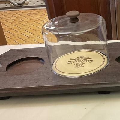 Cheese tray with glass cover Pfaltzgraff village pattern