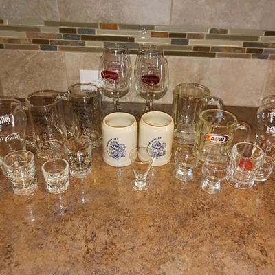 BAR GLASSES & A & W MUGS