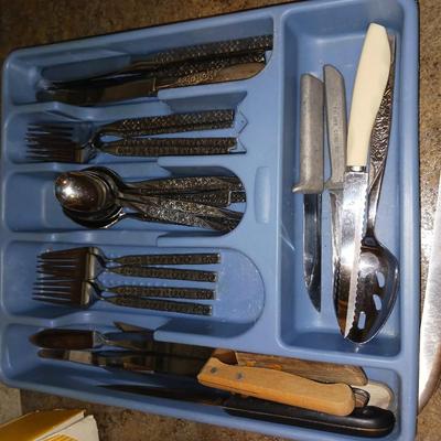 ELECTRIC KNIFE, CUTLERY, SILVERWARE AND UTENSILS