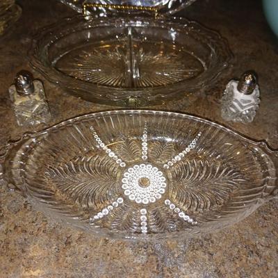 VARIETY OF KITCHEN ITEMS