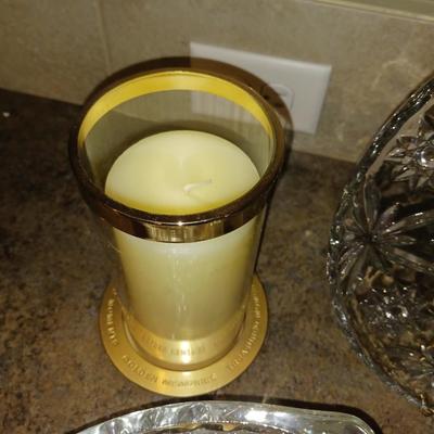 VARIETY OF KITCHEN ITEMS