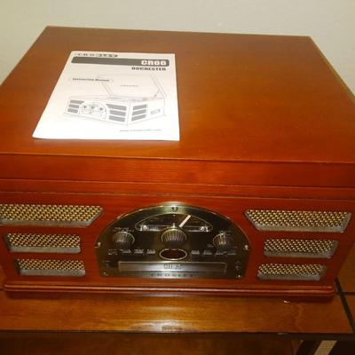 CROSLEY AM/FM STEREO, PHONOGRAPH, CD AND CASSETTE PLAYERS