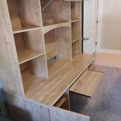 COMPUTER DESK WITH HUTCH AND CHAIR
