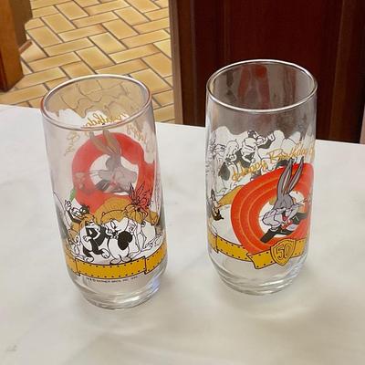 2 vintage Bugs Bunny 50th anniversary glasses