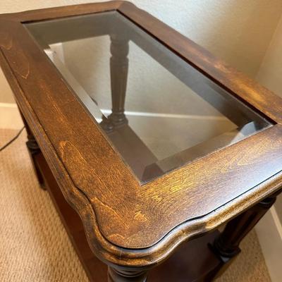 2 TIER END TABLE W/DRAWER AND TABLE LAMP