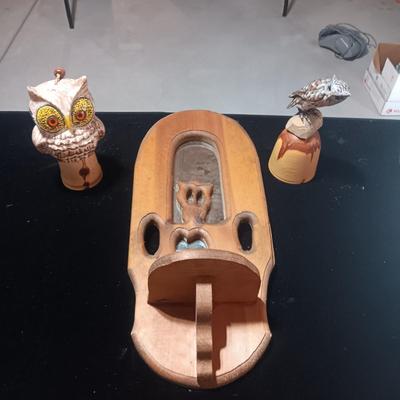 CERAMIC OWL WINDCHIME, WOODEN WALL SCONCE AND HAND CARVED OWL
