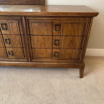 DIXIE 9 DRAWER DRESSER WITH MIRROR