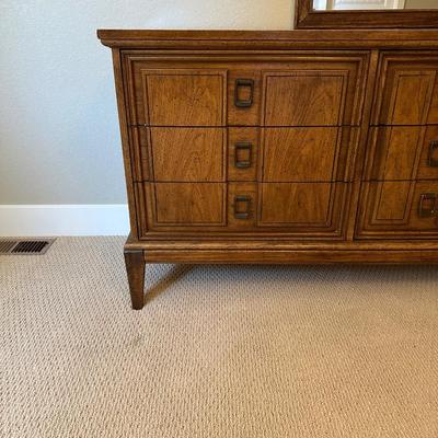 DIXIE 9 DRAWER DRESSER WITH MIRROR