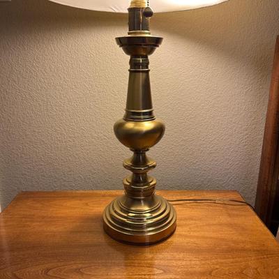 QUEEN SIZE BED WITH HEADBOARD AND FRAME, NIGHT STAND W/LAMP