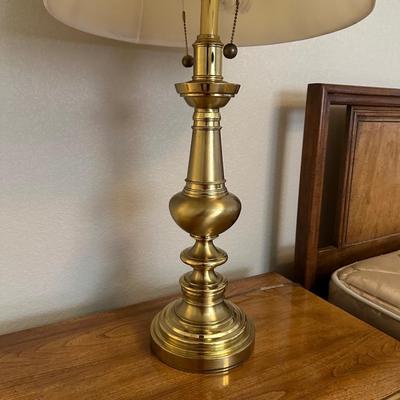 QUEEN SIZE BED WITH HEADBOARD AND FRAME, NIGHT STAND W/LAMP