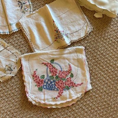 TABLECLOTHS, PILLOWCASES AND MORE